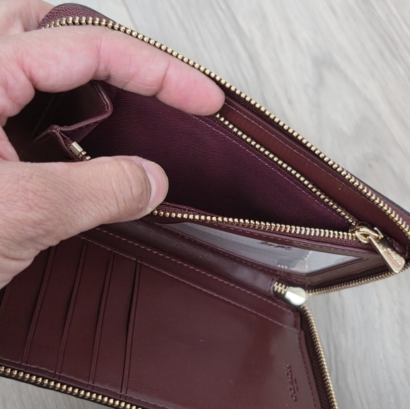 Coach Wallet - Picture 11 of 13